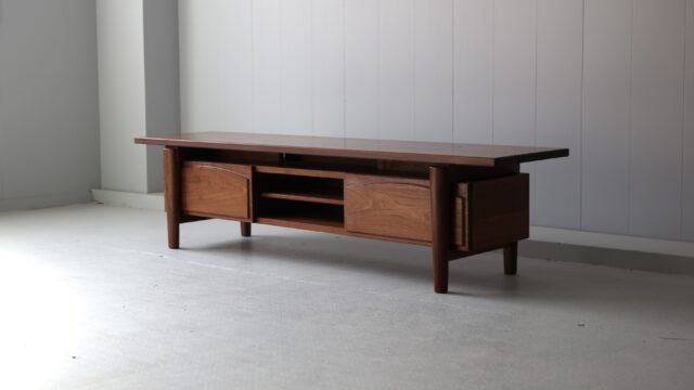 ［MOOTHシリーズ］TVボード